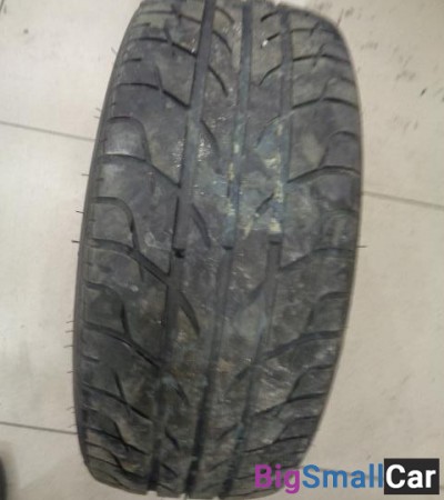 17 Летняя 235 45 от Шины