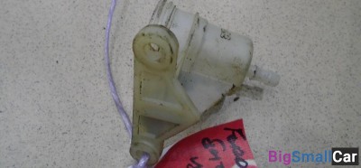 Бачок главного цилиндра сцепления от Ford Explorer U2 1995-2001