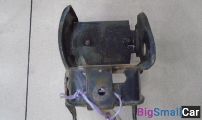 Кронштейн раздаточной коробки от Mitsubishi Pajero, Montero 3 1999-2006