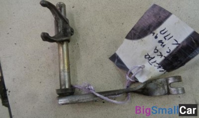 Вилка включения передач от Opel Vectra A 1988-1995