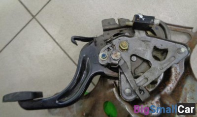Педаль стояночного тормоза от Toyota Aristo 1997-2004 - купить Уфе