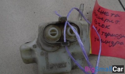 Бачок главного тормозного цилиндра от Volkswagen Jetta 5 2005-2011 - купить Уфе