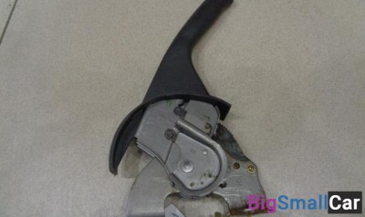 Рычаг стояночного тормоза от Pontiac Vibe 2002-2008 - купить Уфе