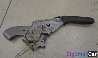 Рычаг стояночного тормоза от Toyota Corolla E150 2006-2013 - купить Уфе