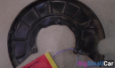 Пыльник тормозного диска передний правый от Volkswagen Jetta 5 2005-2011 - купить Уфе