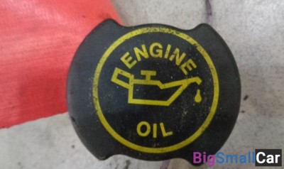 Крышка маслозаливной горловины от Ford Explorer U2 1995-2001 - фото товара Крышка маслозаливной горловины от Ford Explorer U2 1995-2001 - купить Уфе