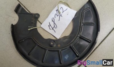 Пыльник тормозного диска передний правый от Volkswagen Passat B6 2005-2010 - купить Уфе