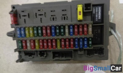 Блок предохранителей салонный от Land Rover Discovery 2 1998-2004