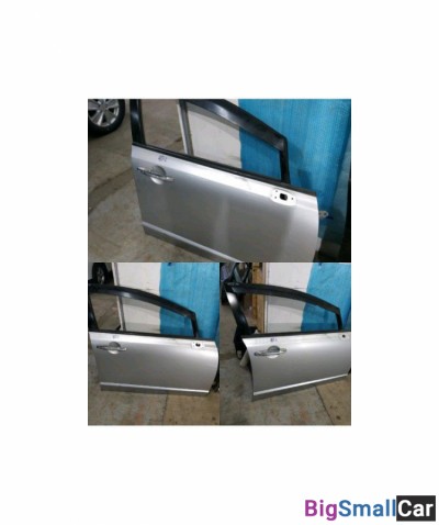 Honda civic 4d дверь передняя правая