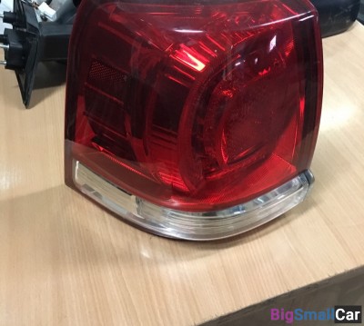 Фонарь левый в крыло ленд крузер 200