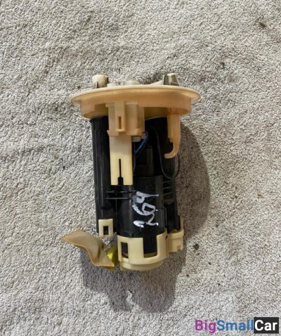 Насос топливный Mitsubishi Lancer 9 - купить Уфе