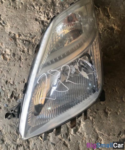 Фара левая Toyota Prius - купить Уфе