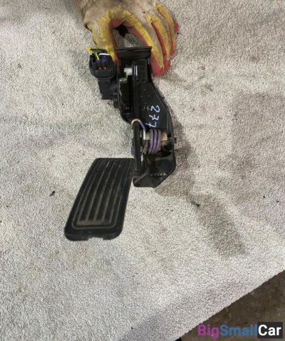 Педаль газа Toyota Corolla Filder - купить Уфе