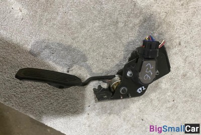 Педаль газа Toyota Corolla 120 - купить Уфе