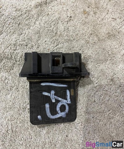 Резистор печки NissanSunny FB16 - купить Уфе