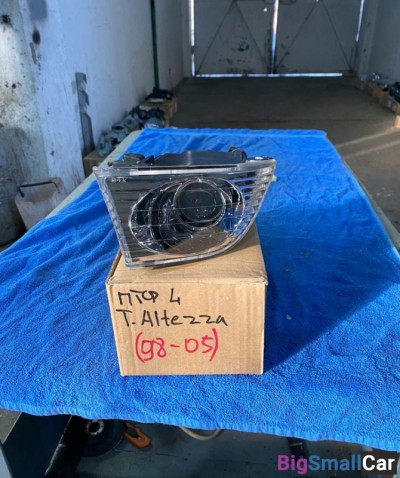 Фара противотуманная левая Toyota Altezza - купить Уфе