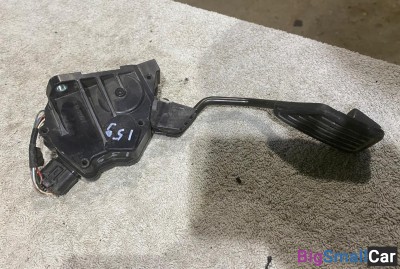 Педаль газа Toyota Vitz 10 - купить Уфе