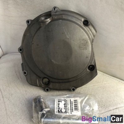 Крышка двигателя правая GSF 250 95 Б/У 08345 - купить Уфе