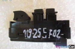 Кнопка стеклоподъемников задн. (61 Общее э/оборудование автомобиля) 61319195269 - купить Уфе