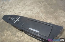 Кнопка стеклоподъемников задн. (61 Общее э/оборудование автомобиля) 613193521831 - купить Уфе