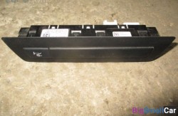 Блок управления в центральной консоли (61 Общее э/оборудование автомобиля) 61319220050 - купить Уфе