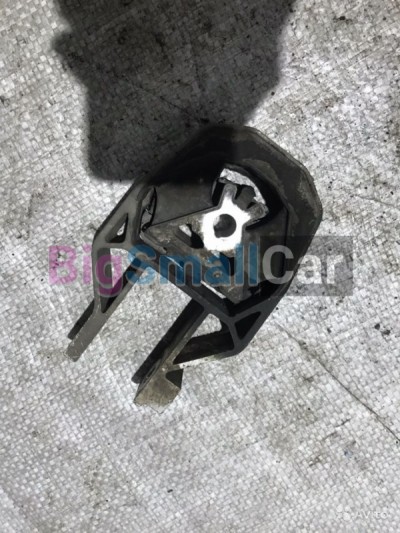 Крепление опора двигателя Форд фокус 3