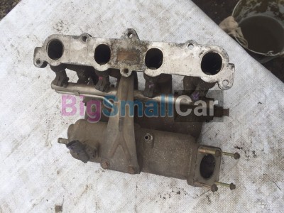 Впускной коллектор с топливной рампой