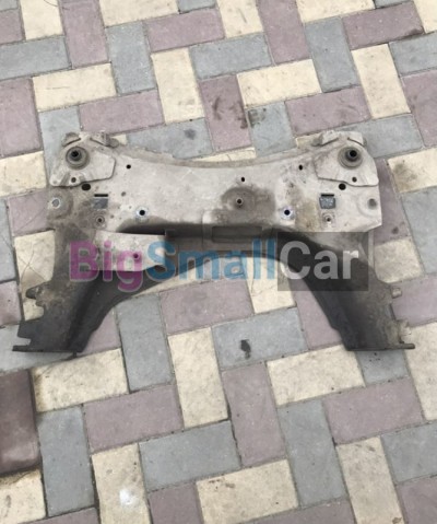 Подрамник Renault Megane 2 Подрамник Renault Megane 2