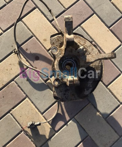 Поворотный кулак Mitsubishi Lancer 9 Поворотный кулак Mitsubishi Lancer 9