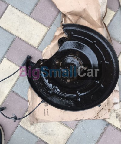 Задняя левая цапфа Opel Astra j gtc 1.4 Задняя левая цапфа Opel Astra j gtc 1.4