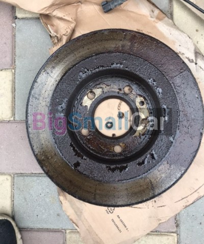 Задний тормозной диск Opel Astra j gtc 1.4 Задний тормозной диск Opel Astra j gtc 1.4